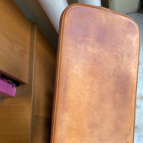 Louis Vuitton Alma - Picture 2 of 16